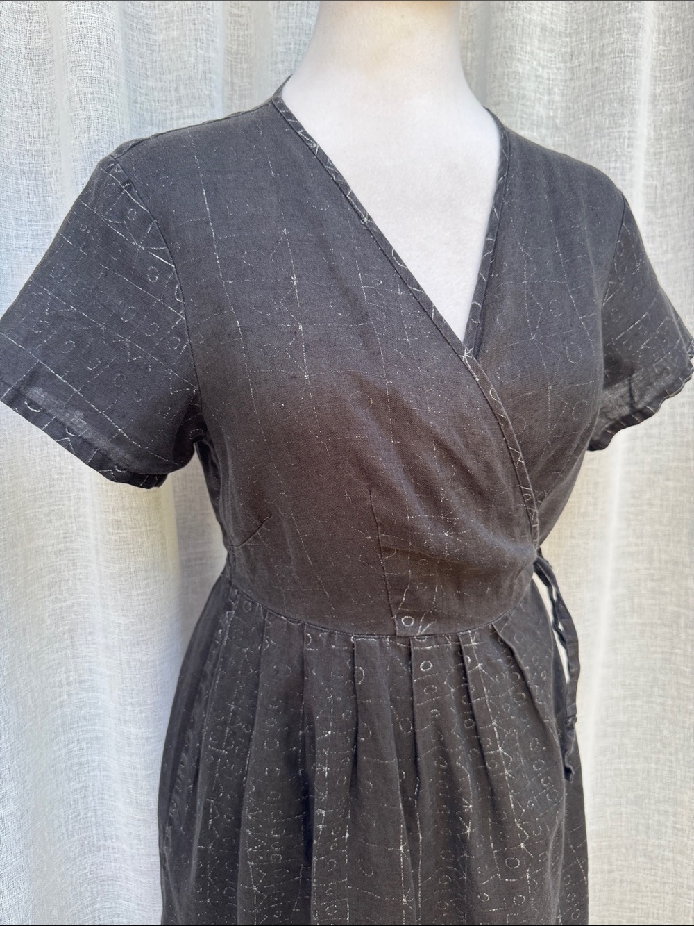 Mociun cotton black geometric print wrap dress